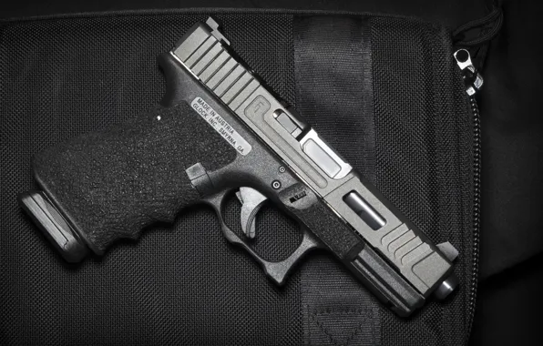 Пистолет, Glock 19, самозарядный