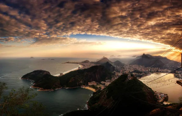 Картинка небо, облака, закат, город, дома, Рио