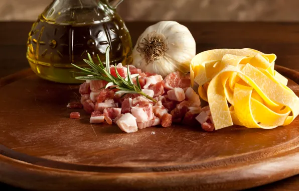 Масло, чеснок, лапша, сало