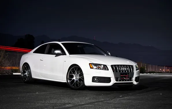 Картинка ночь, Audi, ауди, белая, white, передняя часть