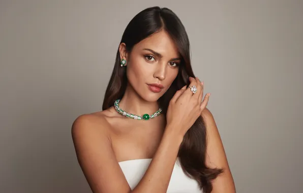 Картинка украшения, портрет, жест, красивая девушка, Bulgari, beautiful girl, portrait, jewelry