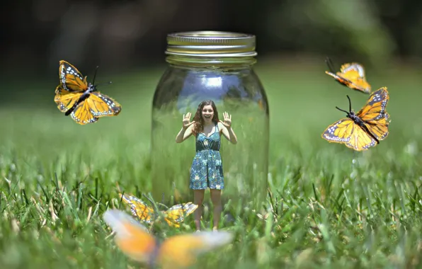 Картинка девушка, бабочки, природа, ситуация, банка