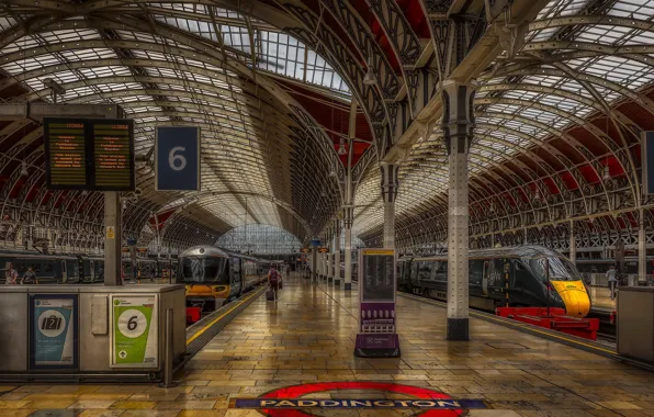 England, Westminster, Paddington Station