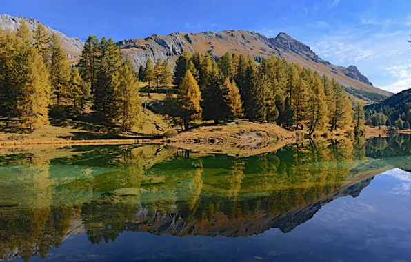 Картинка осень, небо, облака, деревья, горы, озеро, отражение