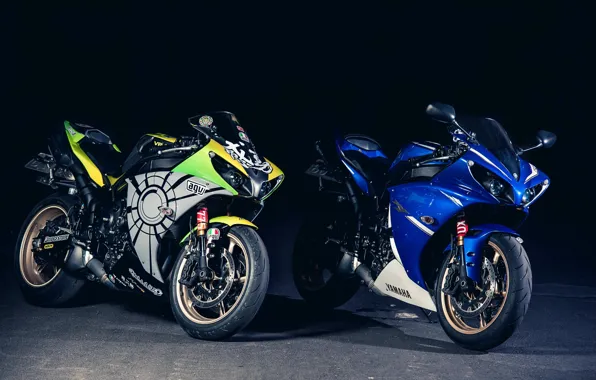 Yamaha, YZF-R1, Motocycles