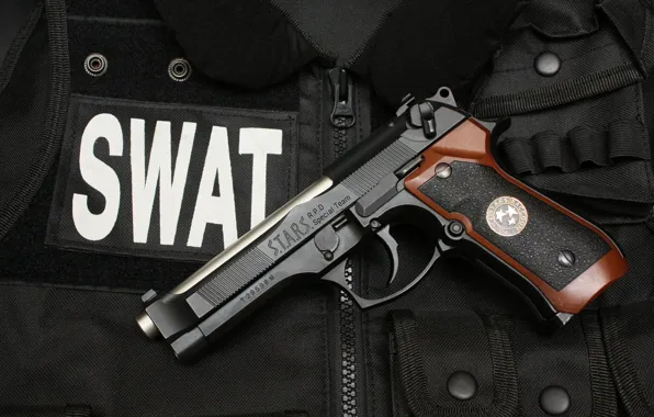 Картинка пистолет, жилет, SWAT, Beretta 92F S.T.A.R.S. Special