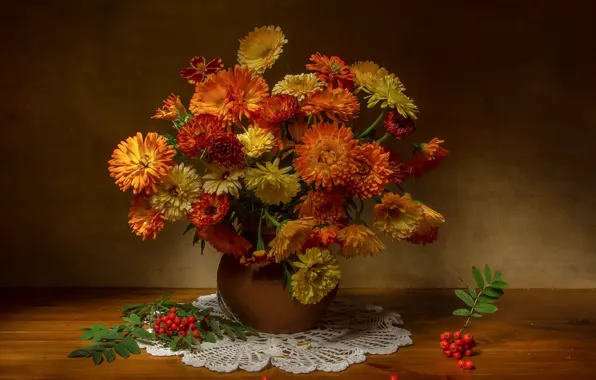 Цветы, стол, букет, желтые, кувшин, натюрморт, оранжевые, рябина
