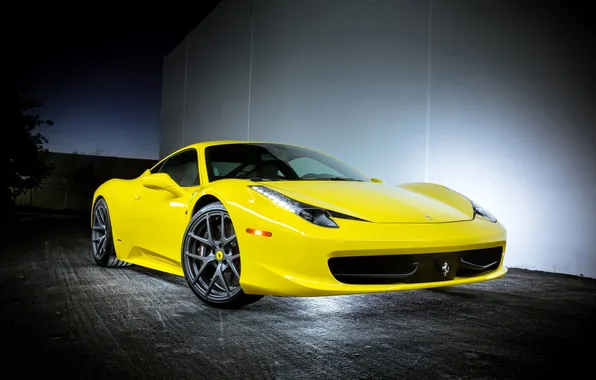 Картинка жёлтый, ferrari, феррари, yellow, италия, передок, 458 italia, свет фар