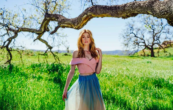 Взгляд, девушка, солнце, природа, поза, дерево, красотка, Katherine Mcnamara