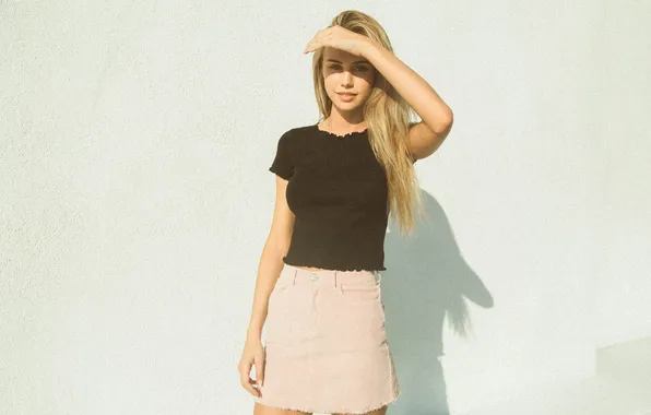Картинка girl, woman, young, beautiful, model, blonde, cute, gorgeous
