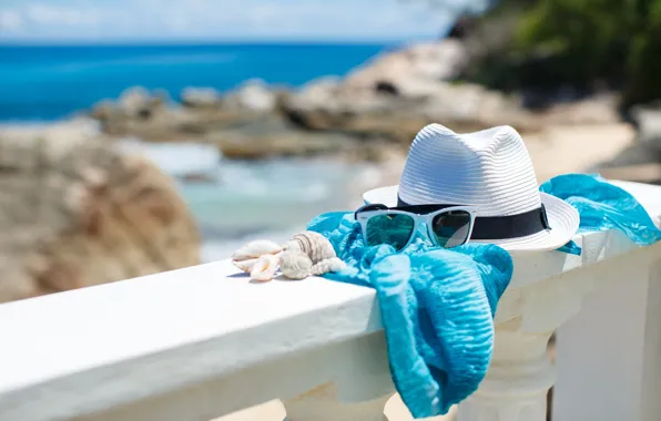 Картинка summer, beach, sea, hat, sun, blue sky, glasses, vacation