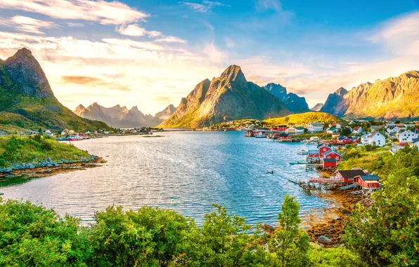 Зелень, горы, озеро, камни, берег, красота, лодки, Норвегия