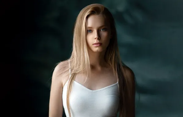 Картинка girl, sexy, blouse, long hair, blue eyes, beautiful, pretty, lips