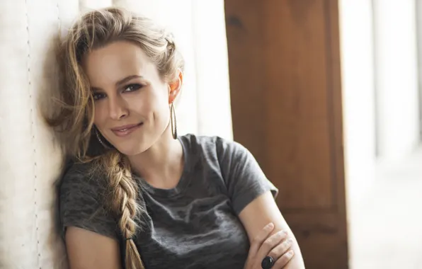 Blonde, Actress, Celebrity, Singer, Bridgit Mendler