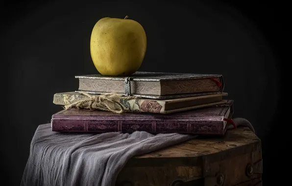 Картинка стиль, книги, яблоко, сундук, натюрморт