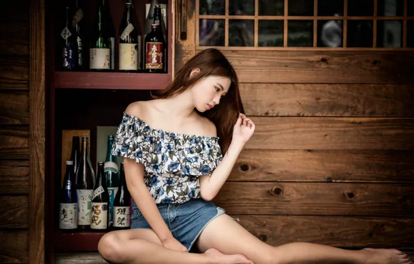 Бутылки, ножки, восточная девушка, chingcho Chang
