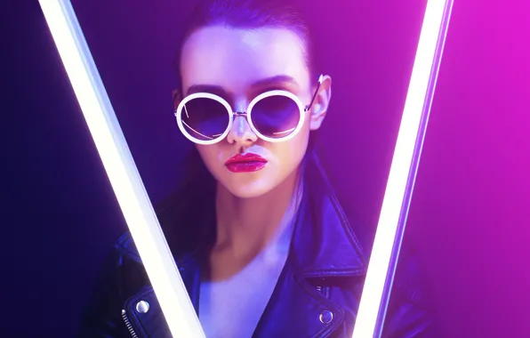 Lights, spotlights, sunglasses, make up