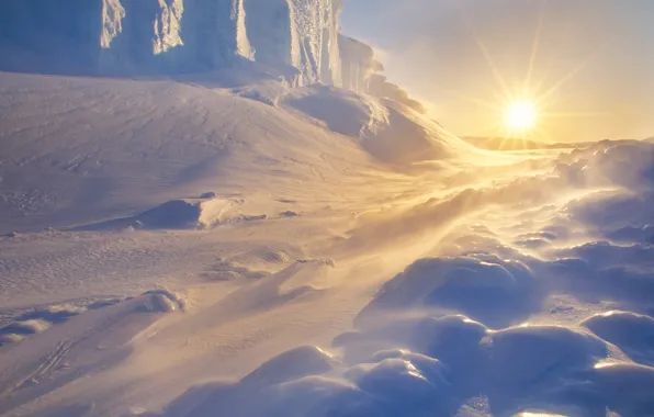 Картинка небо, солнце, снег, лёд, дюны, метель, антарктида