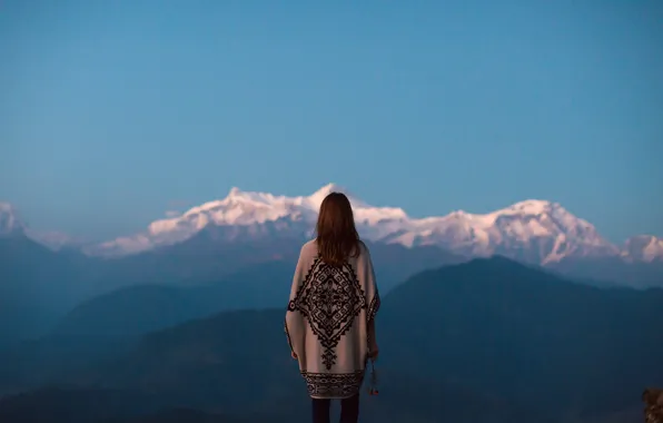 Картинка girl, twilight, mountains, dusk, contemplation