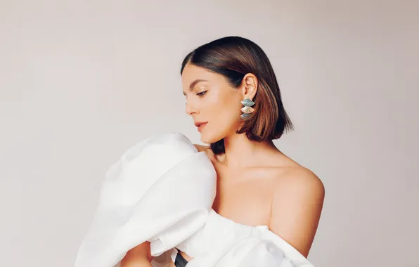 Девушка, фото, серьги, актриса, Monica Barbaro