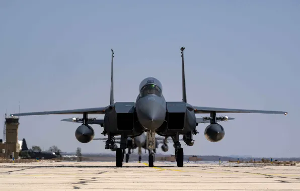 ВВС США, американский двухместный истребитель-бомбардировщик, McDonnell Douglas F-15E Strike Eagle