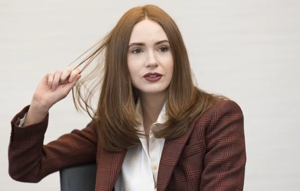 Картинка взгляд, поза, модель, макияж, актриса, Карен Гиллан, Karen Gillan