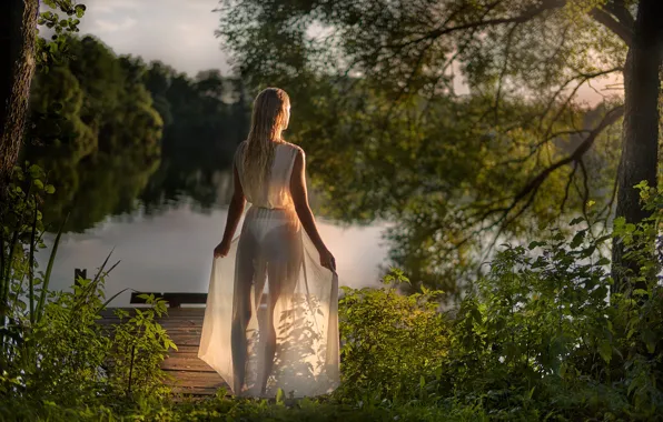 ПРИРОДА, ЗЕЛЕНЬ, ПИРС, ОЗЕРО, фотограф Jоrgen Petersen, Модель Monika Chmielecka