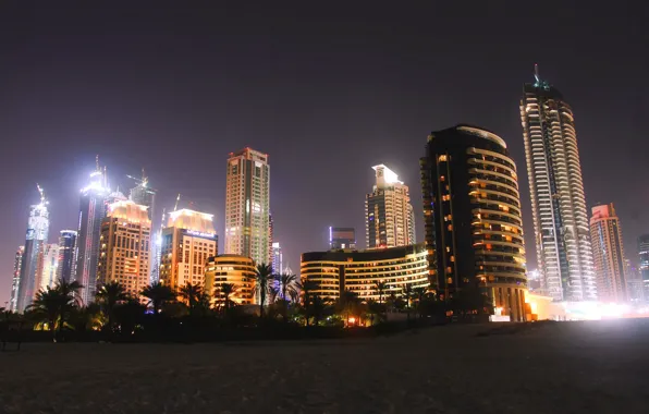 Картинка пляж, ночь, city, пальмы, дома, Дубай, Dubai, night