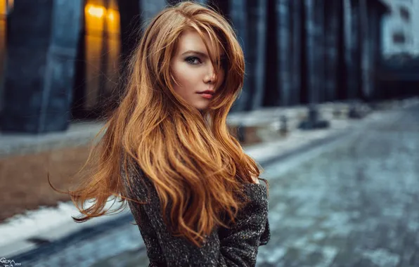 Картинка long hair, model, women, face, redhead, coats, looking at viewer, women outdoors