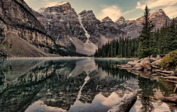 Картинка лес, снег, горы, Канада, озеро. природа