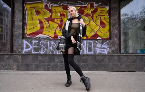 Картинка girl, sexy, young, stockings, pretty, sweet, blonde, miniskirt