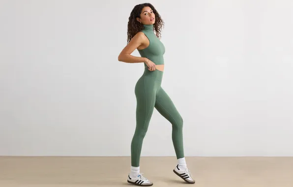 Gym, leggings, buttock, woman fitness, activewear, woman exercises, woman streching, woman workout