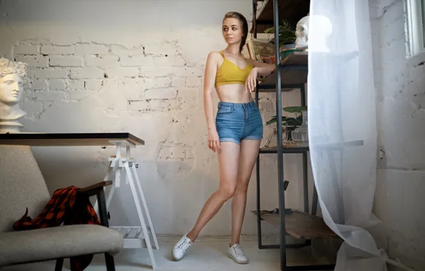 Картинка girl, shorts, model, sneakers, slim