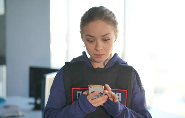 Взгляд, девушка, фон, кино, полиция, удивление, тату, татуировка