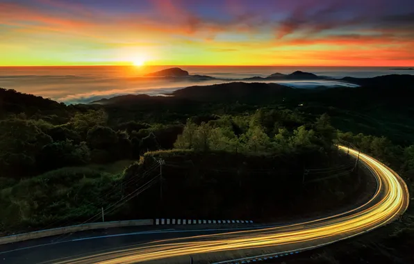 Картинка Thailand, road, mountain, fog, sunrise, Doi Inthanon National park