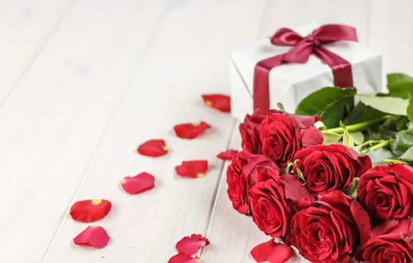 Картинка цветы, подарок, розы, букет, лепестки, red, love, wood
