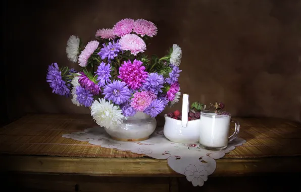 Цветы, стакан, малина, стол, букет, молоко, ягода, чашка