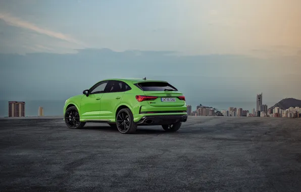 Audi, вечер, вид сзади, кроссовер, Sportback, 2020, RS Q3