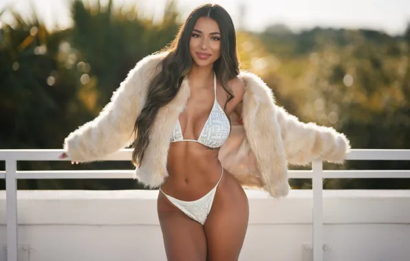 Girls, model, blur, brunette, bikini, tanned, fur coat