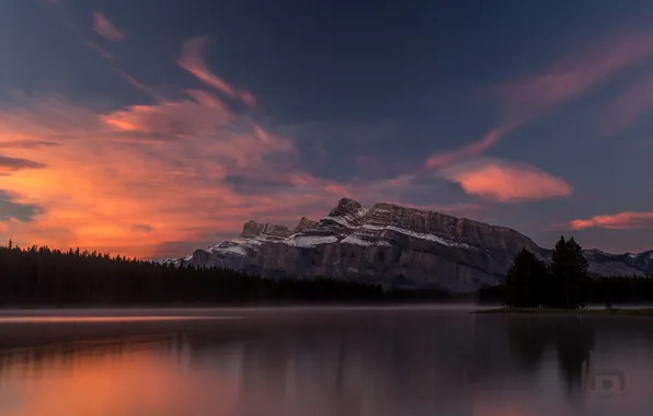 Озеро, рассвет, Two Jack Lake, Banff National Park.природа