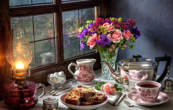 Картинка дождь, чай, лампа, розы, букет, окно, пирог, сахар