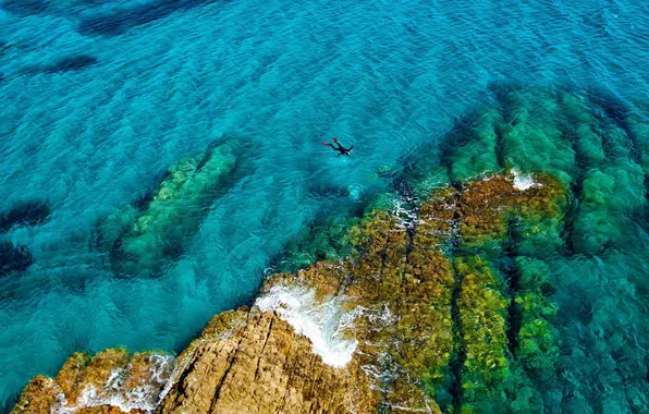 Картинка вода, скалы, ныряльщик, Испания, Средиземное море, Природный парк Кабо-де-Гата