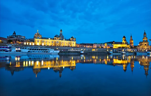 Картинка отражение, река, здания, Германия, Дрезден, причал, церковь, ночной город