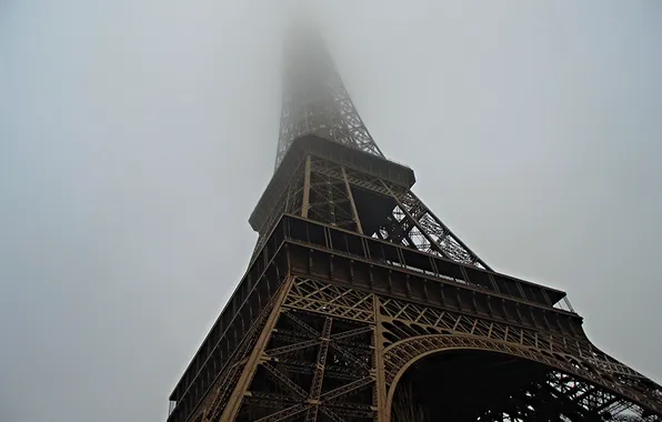 Картинка туман, Париж, Эйфелева Башня