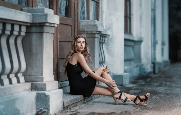 Картинка ножки, губки, локоны, Andrea Carretta