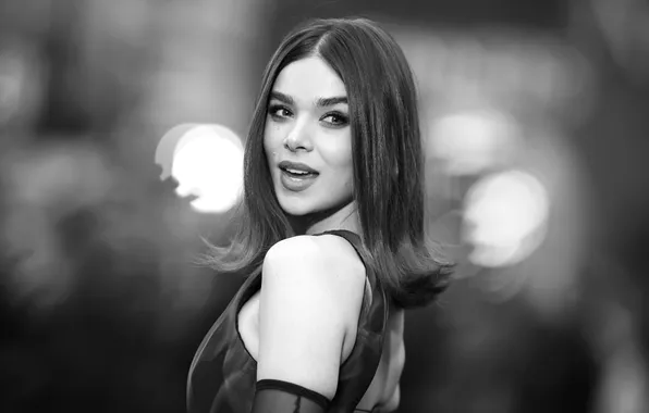 Взгляд, поза, модель, актриса, певица, плечо, hair, черно белая