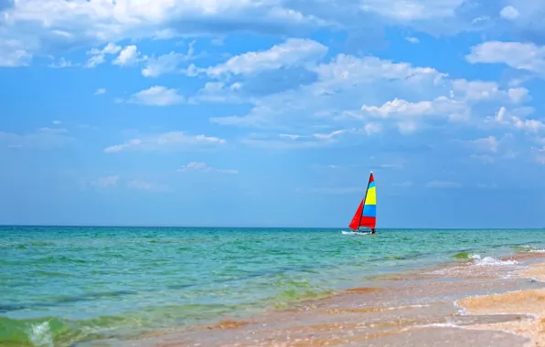 Море, берег, парусник