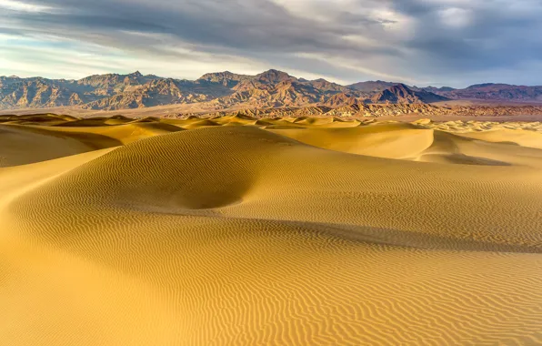 Песок, горы, пустыня, дюны