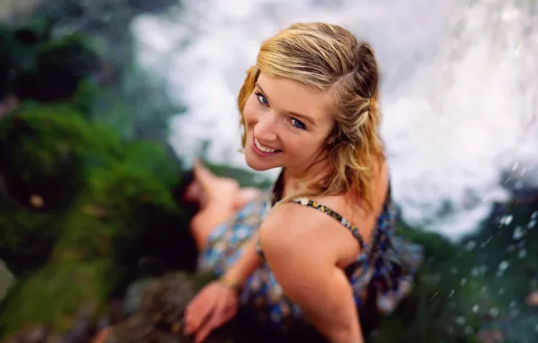 Девушка, улыбка, настроение