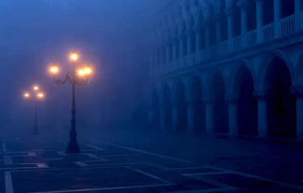 Картинка свет, город, туман, вечер, освещение, фонари, Италия, Венеция